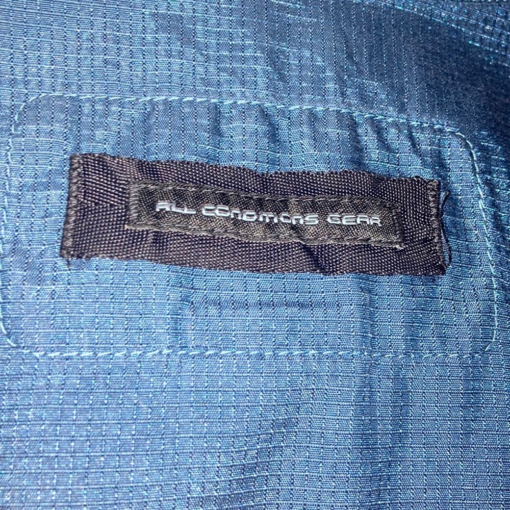 Vintage Nike ACG Windbreaker - Picture 4 of 4